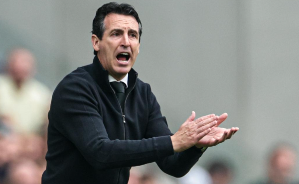 股票配资资讯第一门户网站 大马丁神扑救主，埃梅里不敢相信：4场不胜0进球，维拉急速陨落